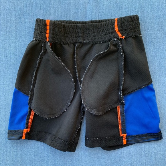 Body Glove Boys Black Athletic Shorts (Gift with Purchase) - Picture 6 of 9